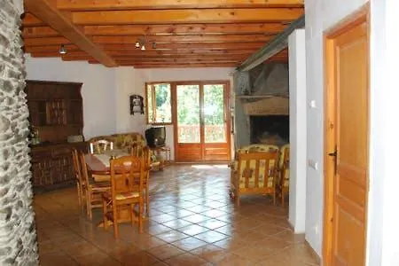 Villa Casa Pirineu Esterri de Cardos 0*,